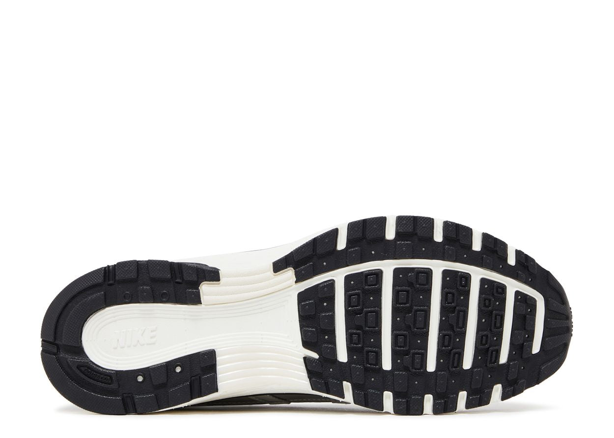 Nike P-6000 Metallic Silver - Image 3